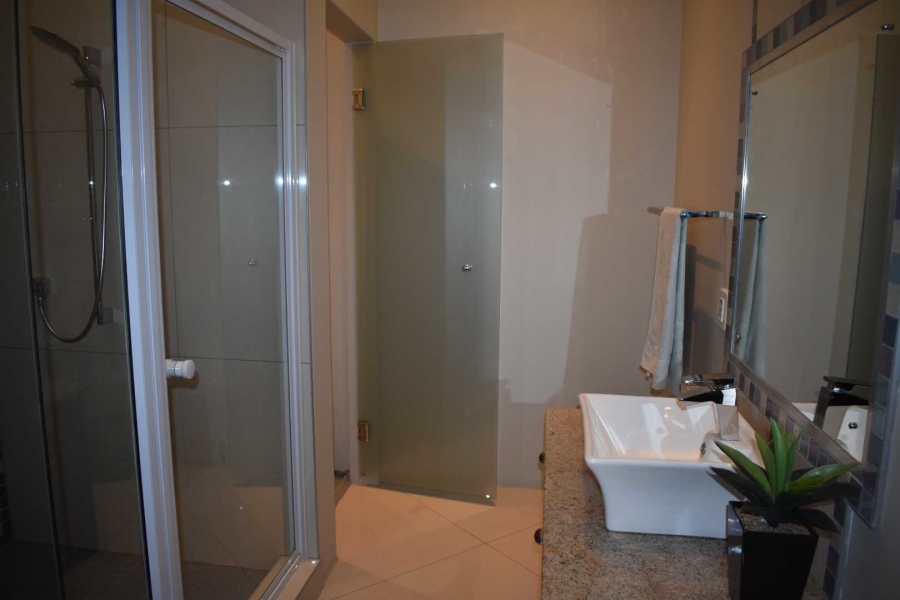 5 Bedroom Property for Sale in Gonubie Eastern Cape